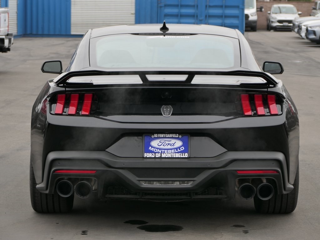 2024 Ford Mustang Dark Horse