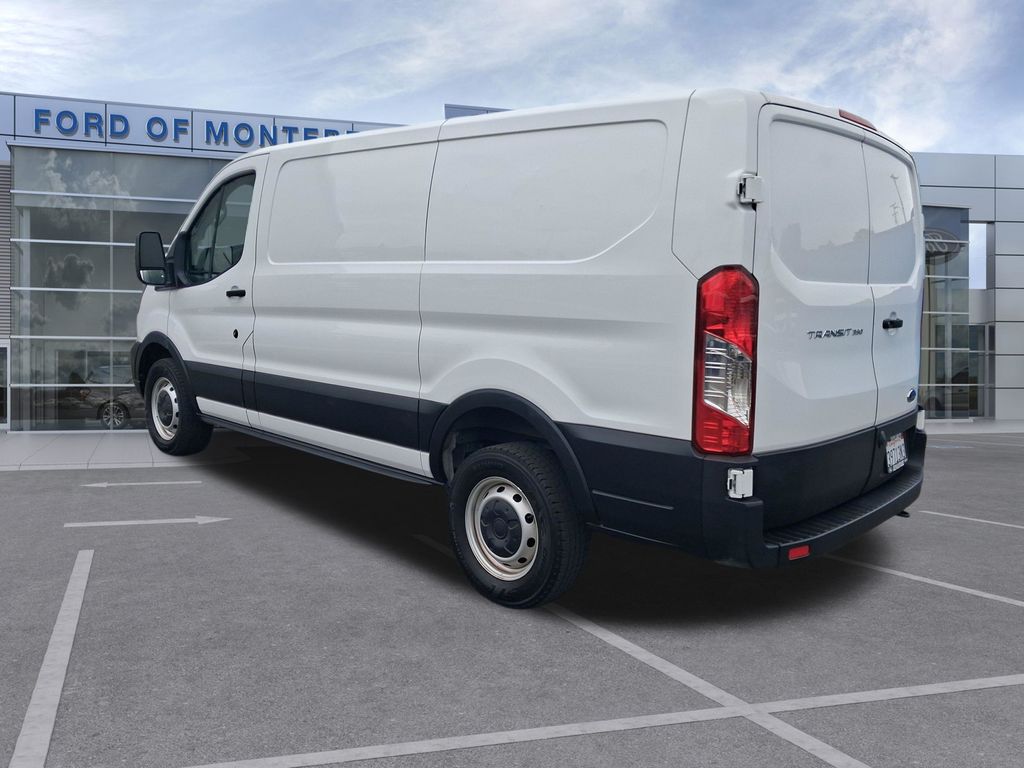 2022 Ford Transit-350 Base photo 5