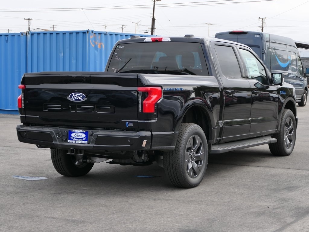 2024 Ford F-150 Lightning Flash