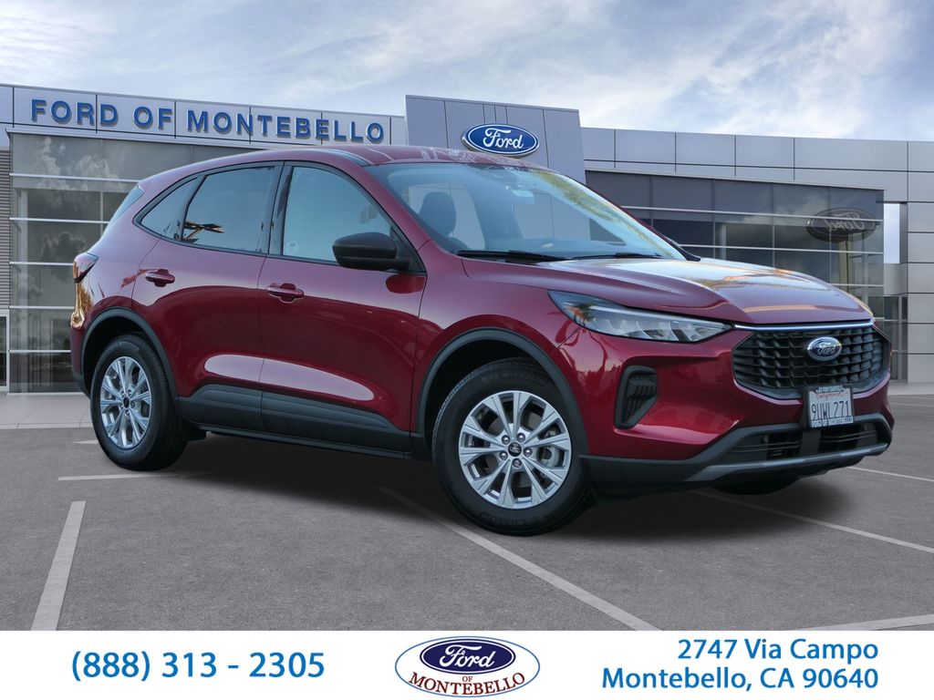 2025 Ford Escape Active's photo