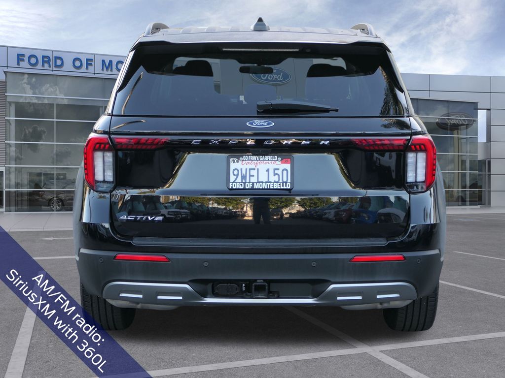 2026 Ford Explorer Active photo 5