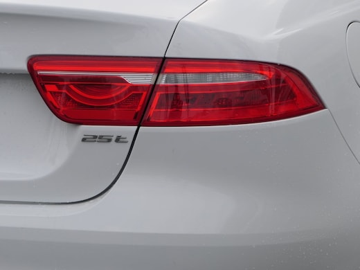 Trunk Ledge Kit | JAGUAR XE R-SPORT 2017 Trunk Ledge Kit | JAGUAR XE R-SPORT 2017
