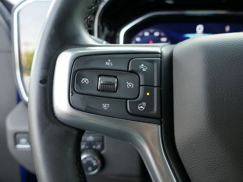 2025 Chevrolet Silverado 1500 LT - Photo 17