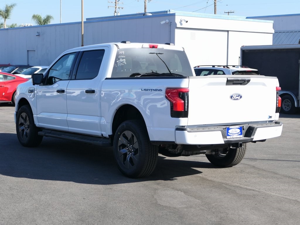 2024 Ford F-150 Lightning XLT