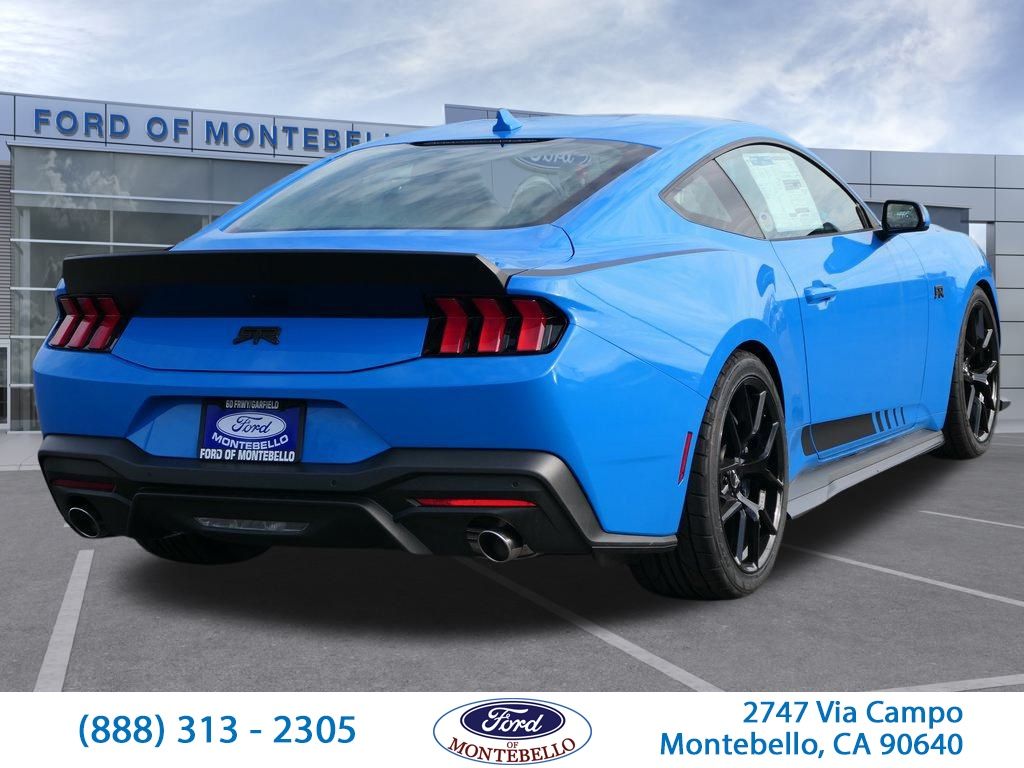 2025 Ford Mustang GT photo 3