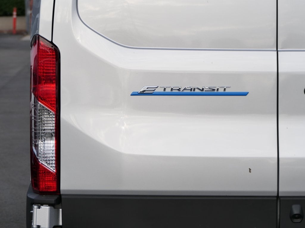 2023 Ford E-Transit 350