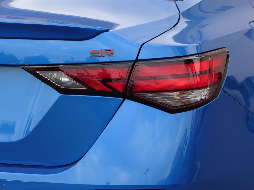 2024 Nissan Sentra SR photo 4