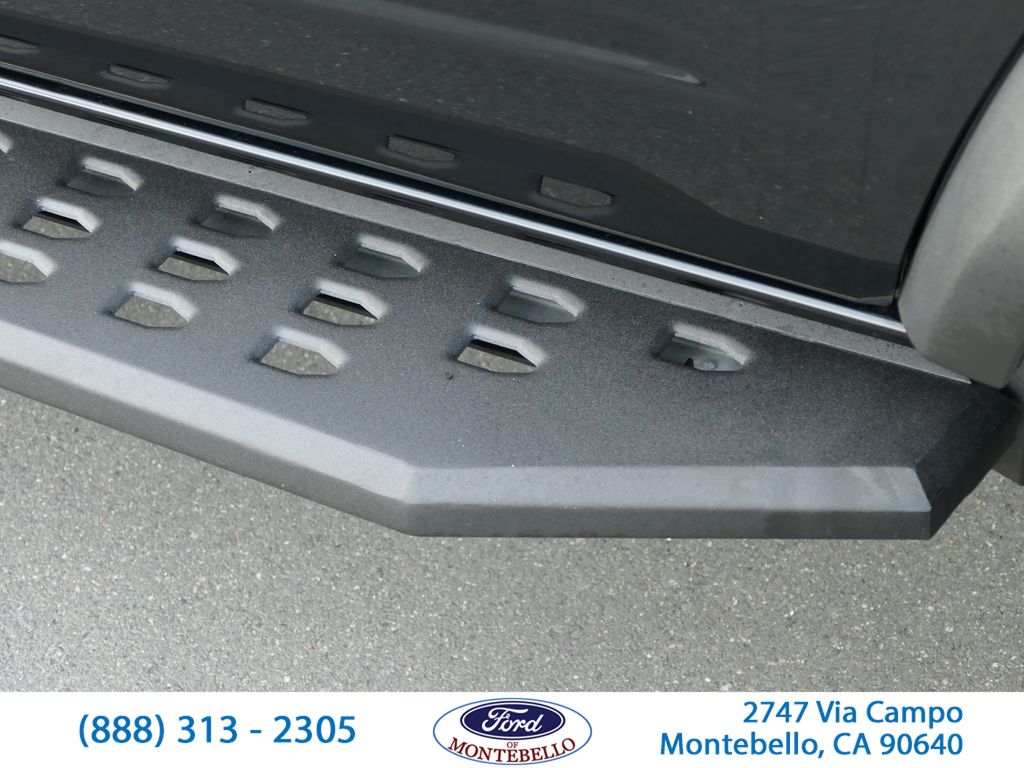 2025 Ford Bronco 4-Door Base - Photo 14