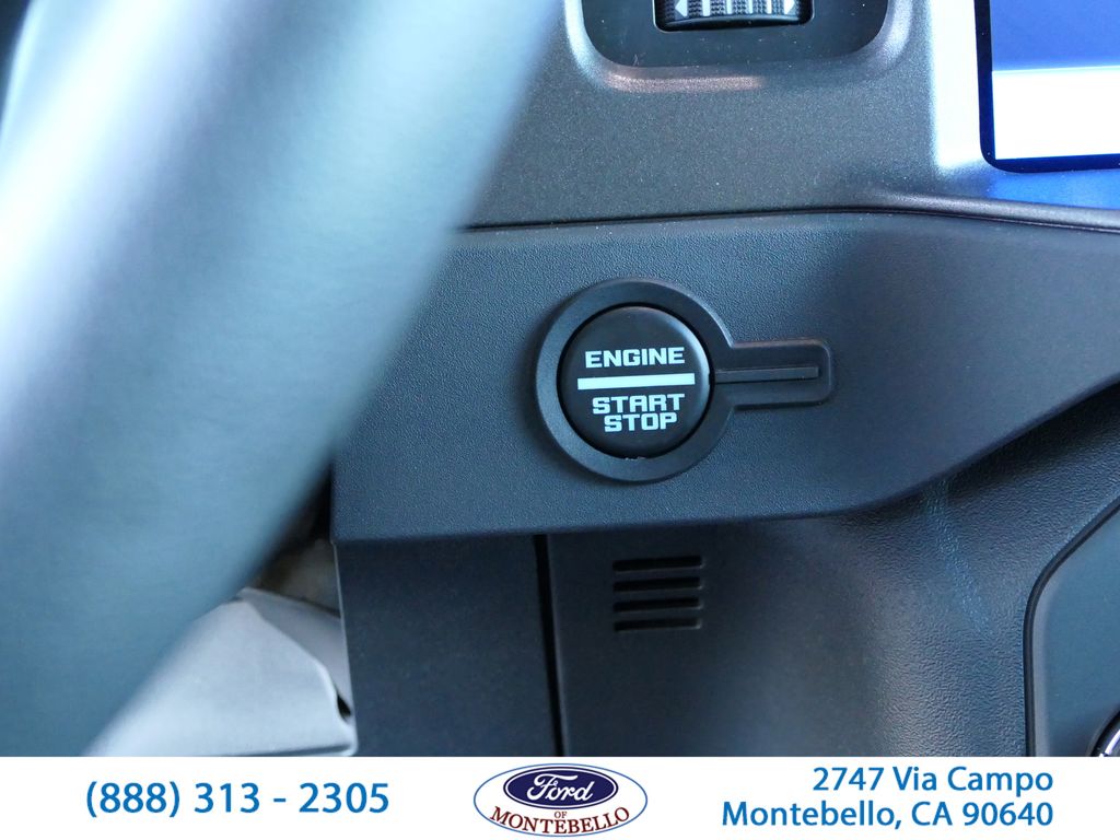 2025 Ford Bronco 4-Door Base - Photo 21