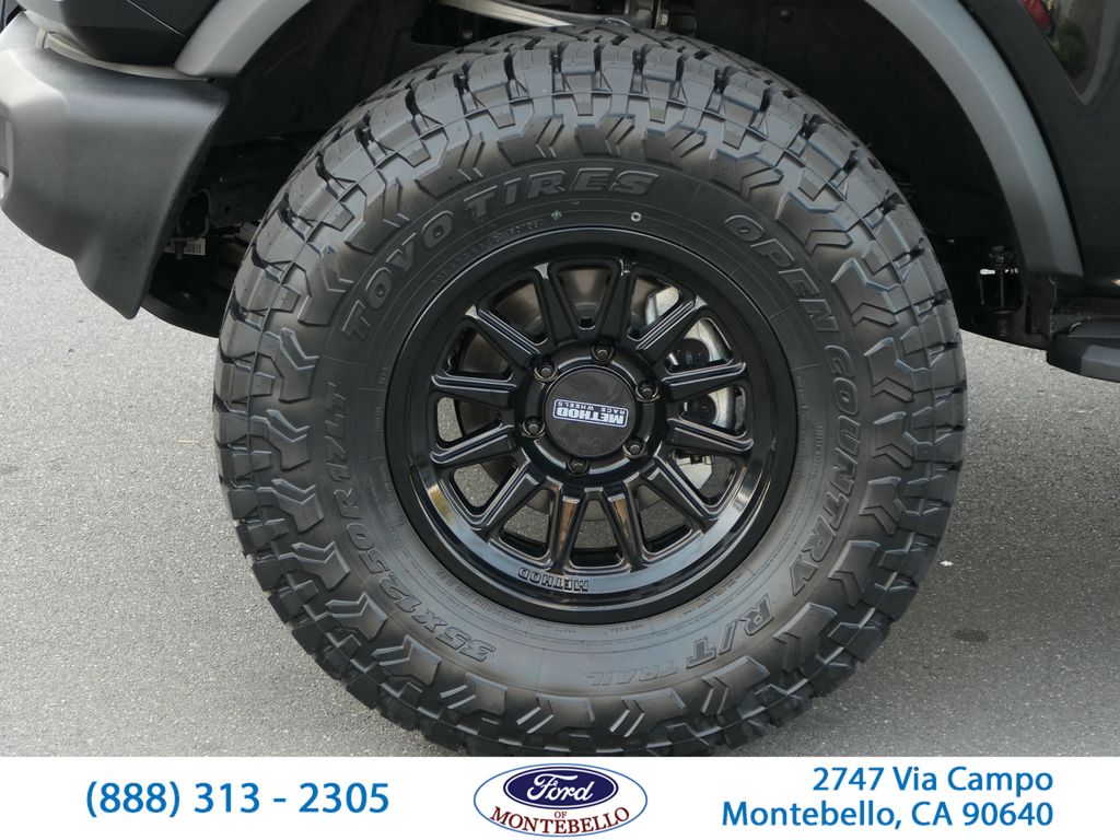 2025 Ford Bronco 4-Door Base - Photo 12