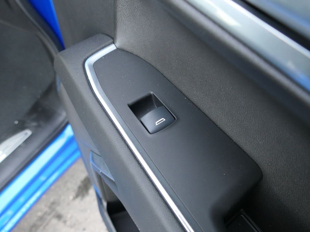 2025 Chevrolet Silverado 1500 LT - Photo 26