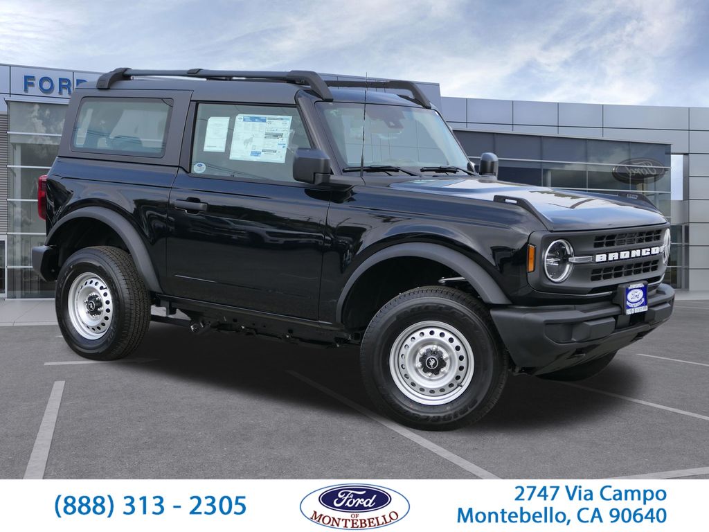 2026 Ford Bronco Base 4x4's photo