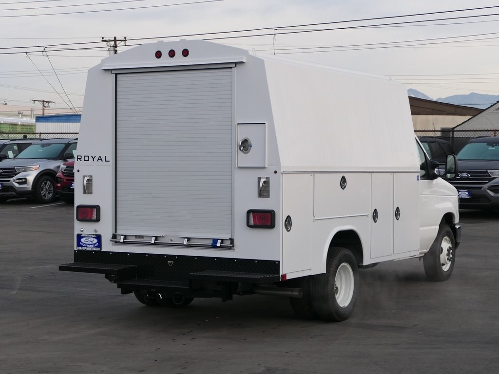 2024 Ford E-Series E-350 SD