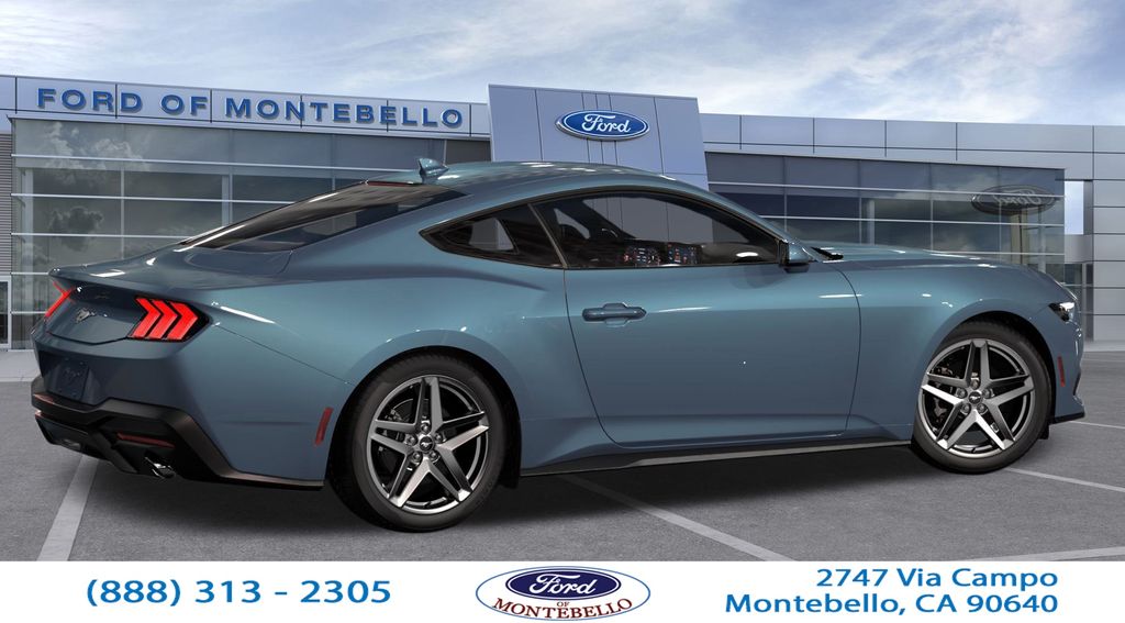 2025 Ford Mustang EcoBoost photo 3