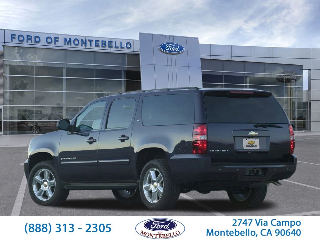 2013 Chevrolet Suburban LTZ's photo