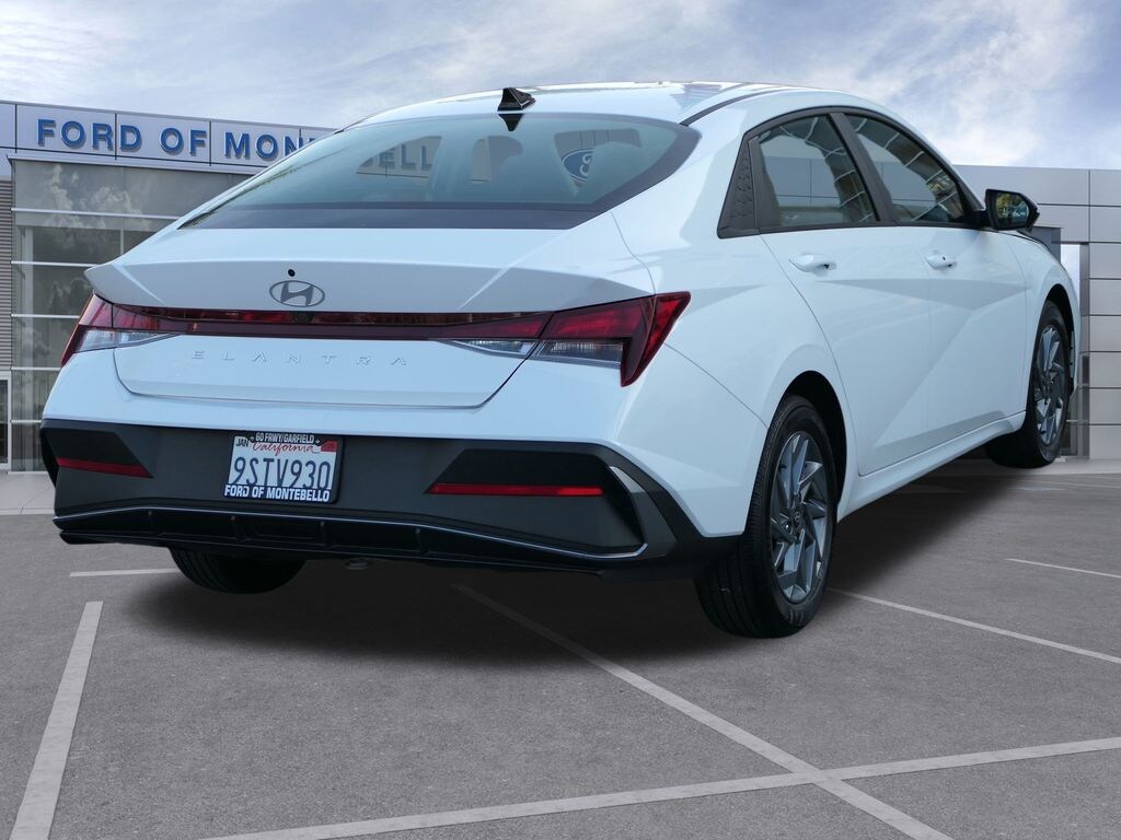 Used 2024 Hyundai Elantra SEL Sedan