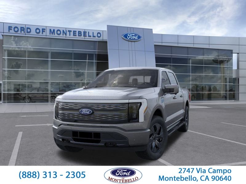 2025 Ford F-150 Lightning Lariat photo 3