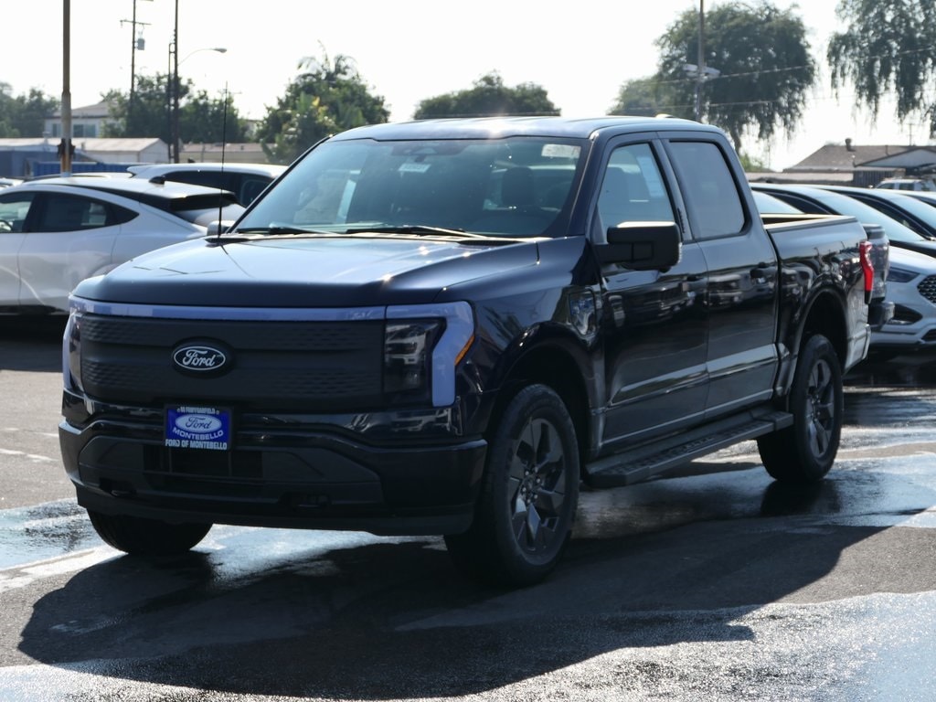 2024 Ford F-150 Lightning XLT