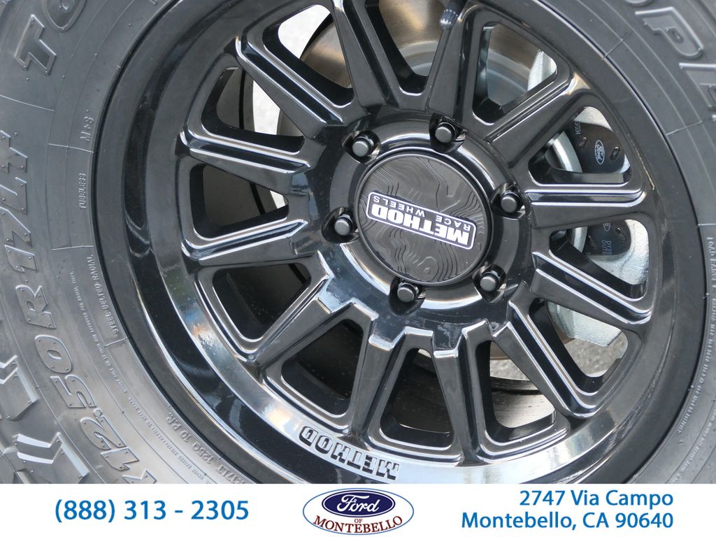2025 Ford Bronco 4-Door Base - Photo 13