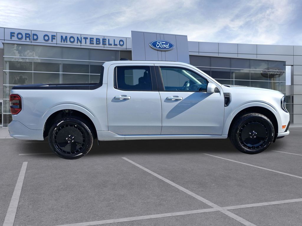 2026 Ford Maverick Lobo Standard photo 3