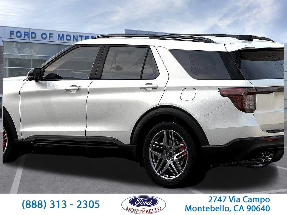 2025 Ford Explorer ST photo 2