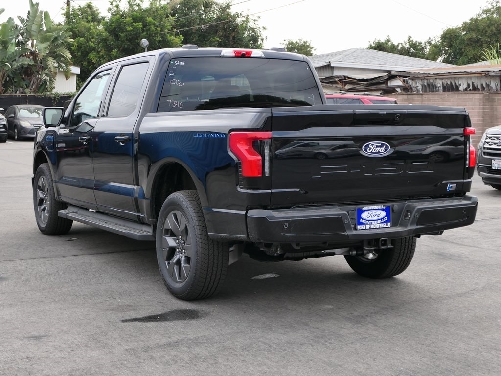 2024 Ford F-150 Lightning Flash