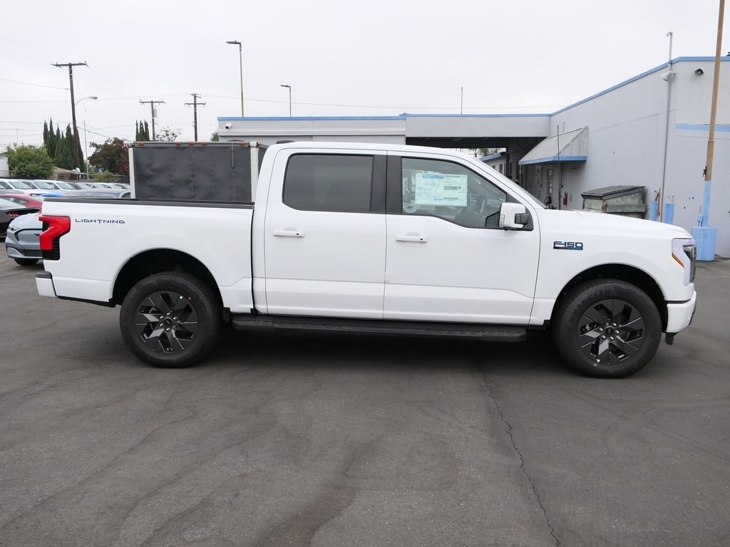 2024 Ford F-150 Lightning Lariat