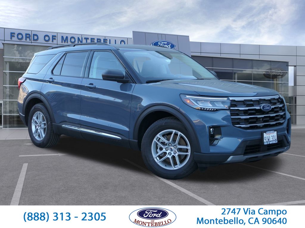 2025 Ford Explorer Active's photo