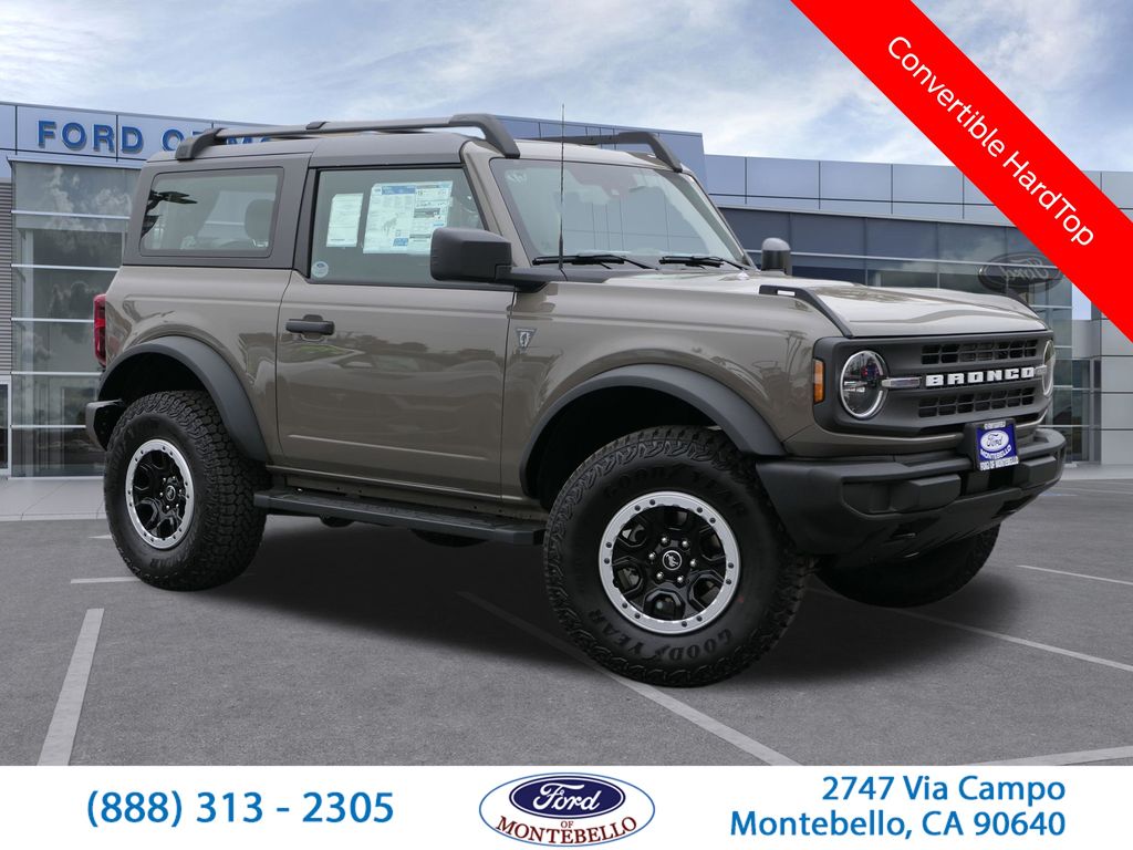 2026 Ford Bronco Base 4x4's photo