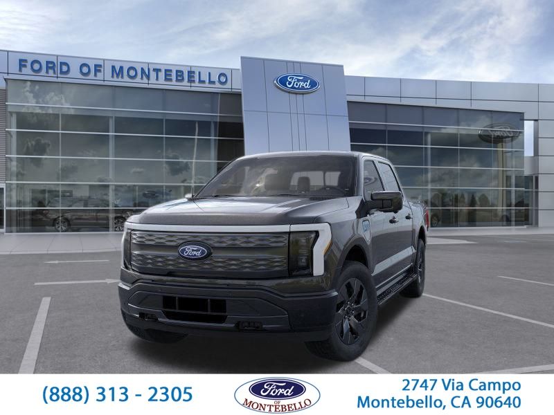 2025 Ford F-150 Lightning Lariat photo 3