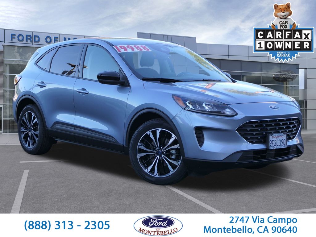 2022 Ford Escape SE's photo