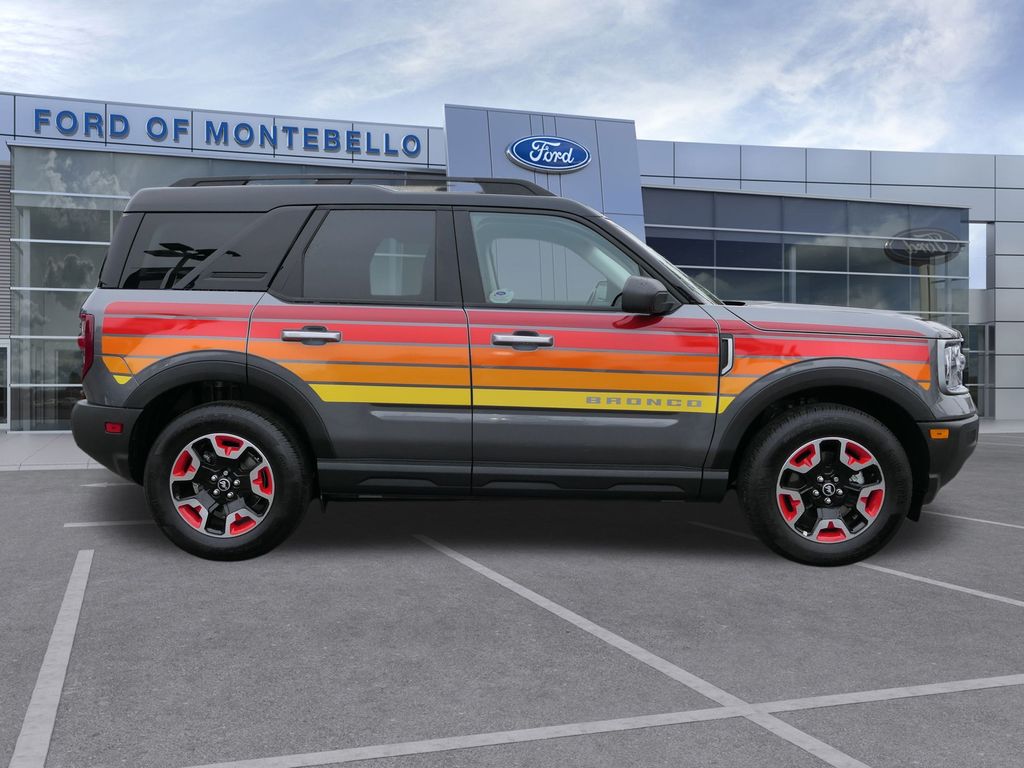2025 Ford Bronco Sport Free Wheeling photo 2