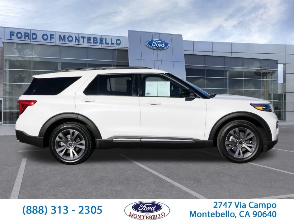 2024 Ford Explorer XLT photo 2