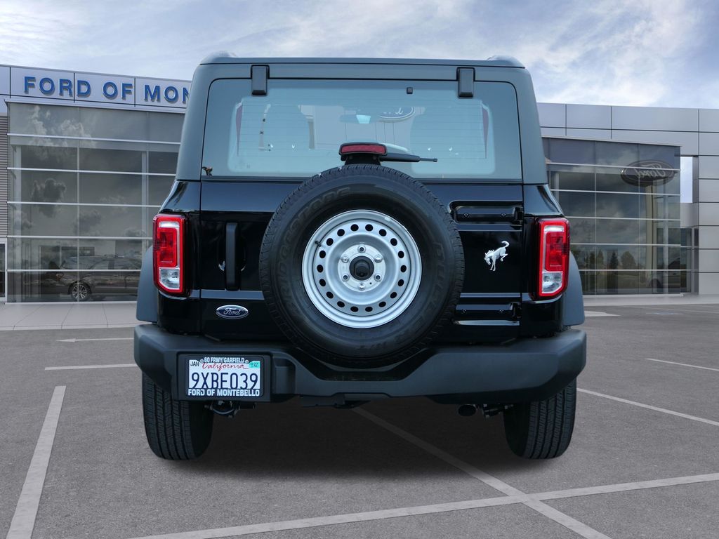 2025 Ford Bronco Base photo 5