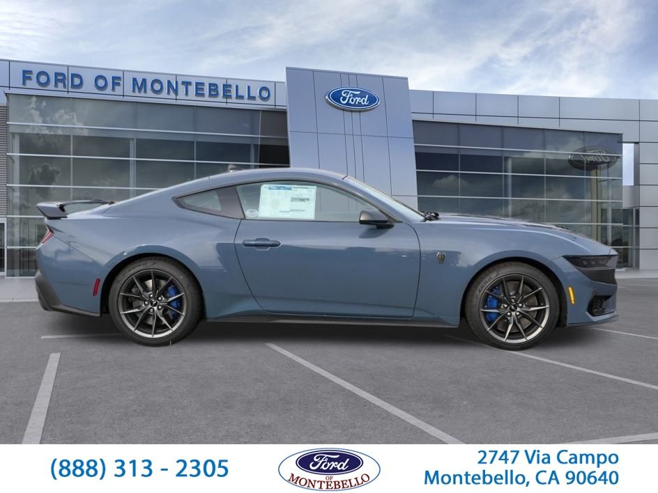 2025 Ford Mustang Dark Horse
