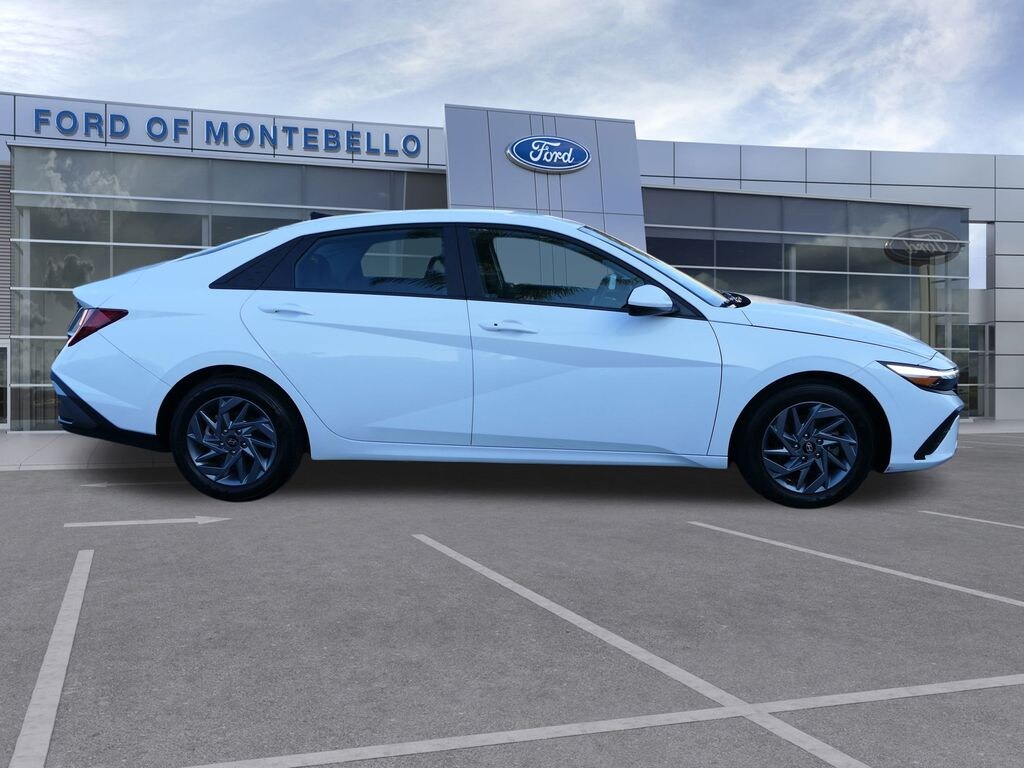 Used 2024 Hyundai Elantra SEL Sedan