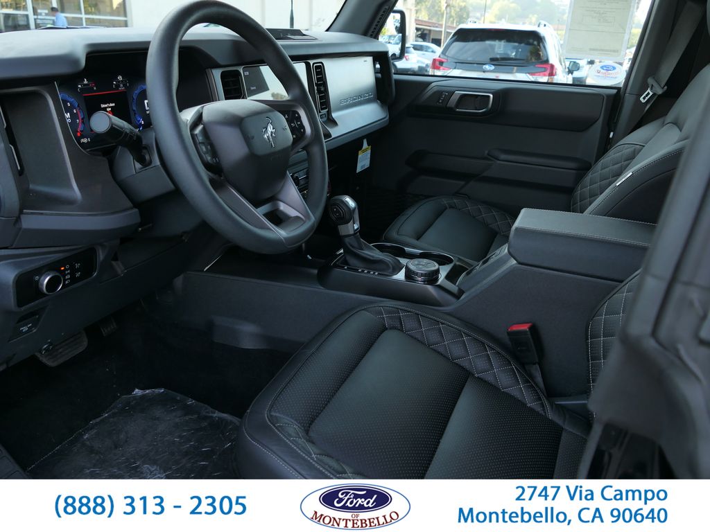 2025 Ford Bronco 4-Door Base - Photo 15