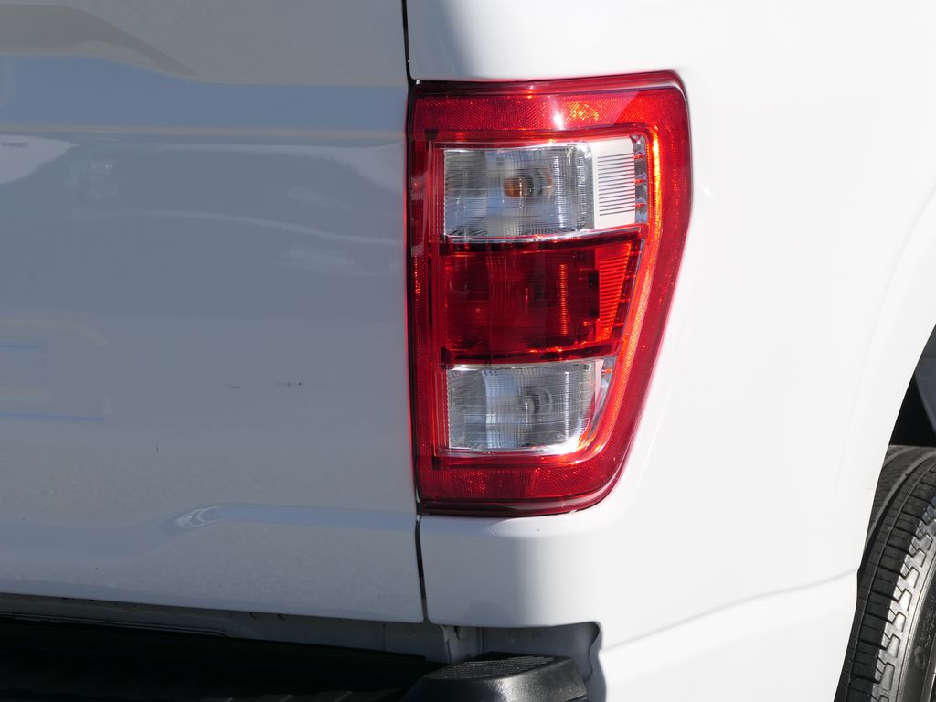 2023 Ford F-150 XL photo 4
