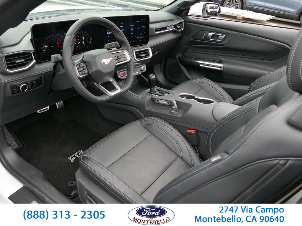 2025 Ford Mustang GT Premium Convertible - Photo 13