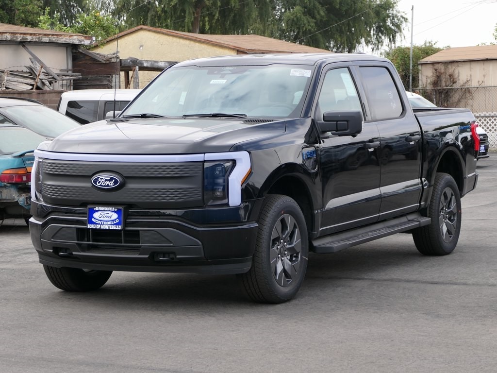 2024 Ford F-150 Lightning XLT