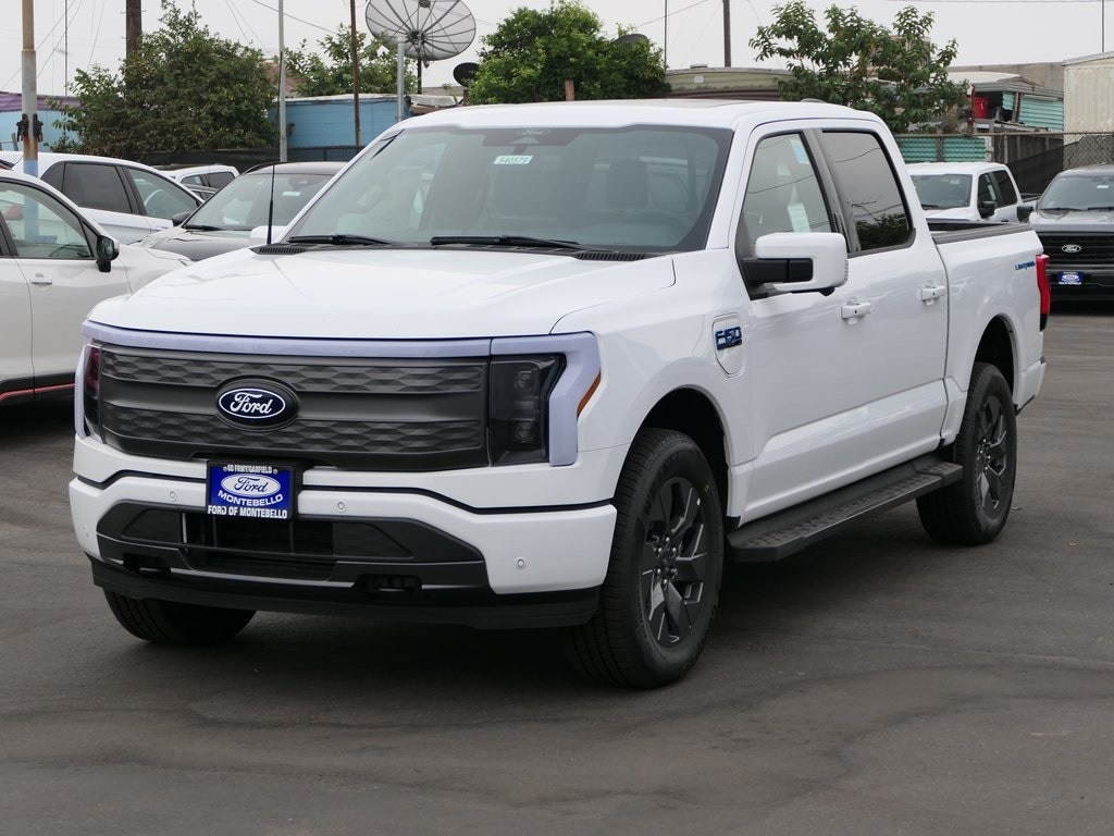 2024 Ford F-150 Lightning Lariat