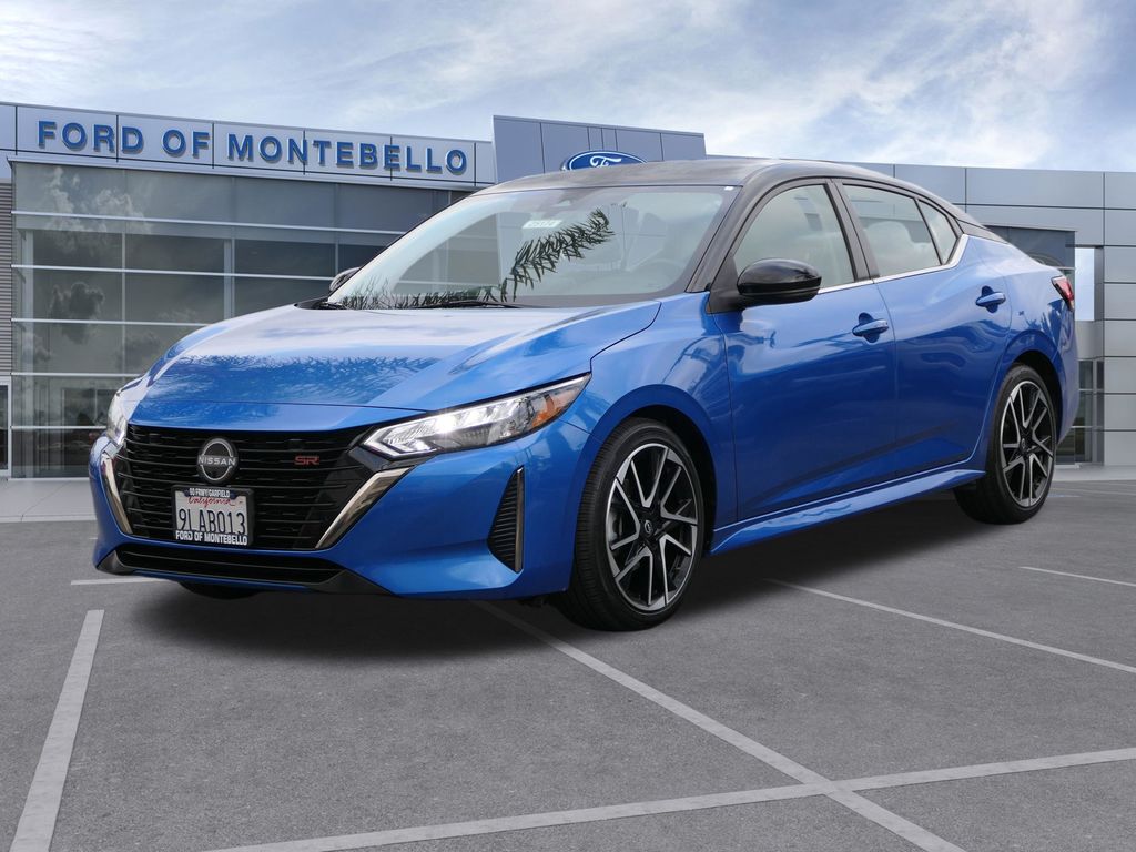 2024 Nissan Sentra SR photo 3