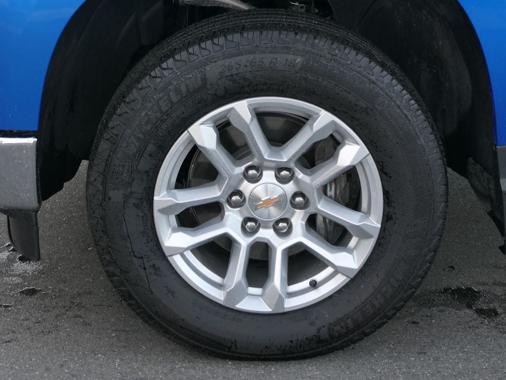 2025 Chevrolet Silverado 1500 LT - Photo 12