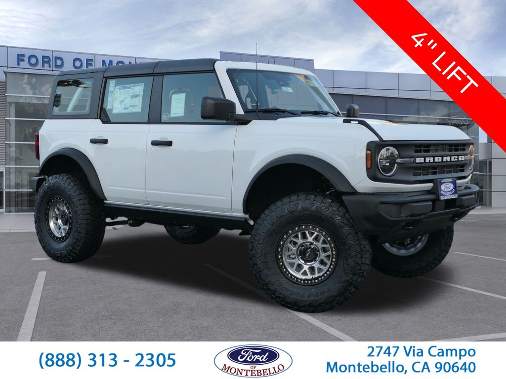 2025 Ford Bronco 4-Door Base's photo