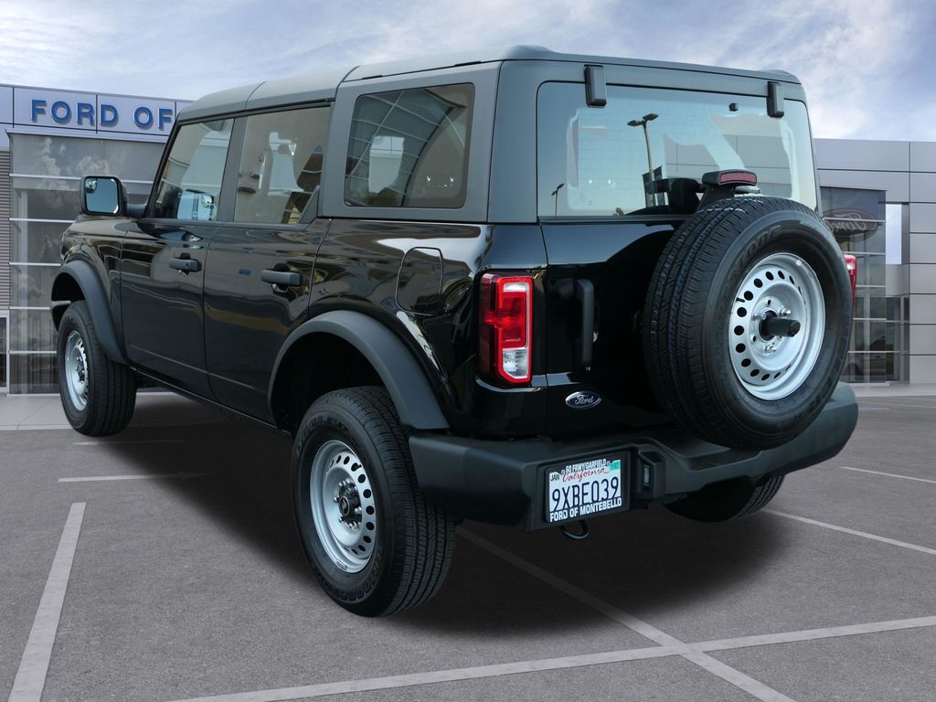 2025 Ford Bronco Base photo 6