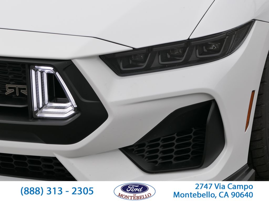 2025 Ford Mustang GT Premium Convertible - Photo 10