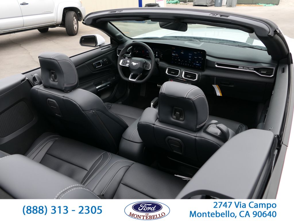 2025 Ford Mustang GT Premium Convertible - Photo 26