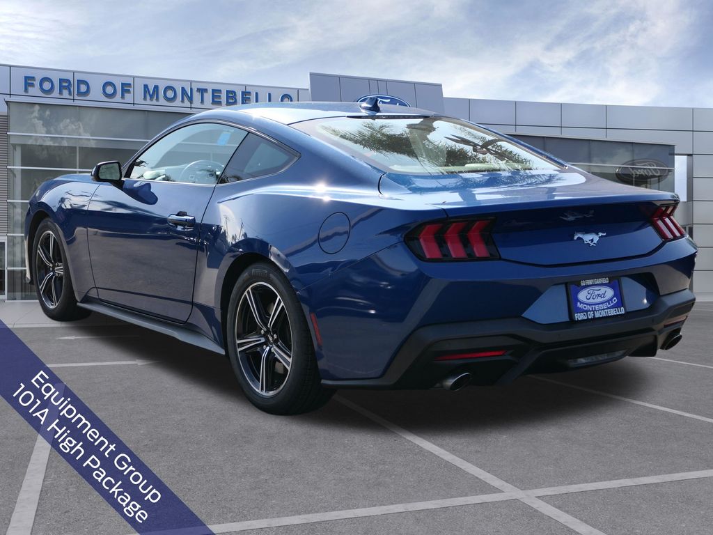2024 Ford Mustang Ecoboost photo 5