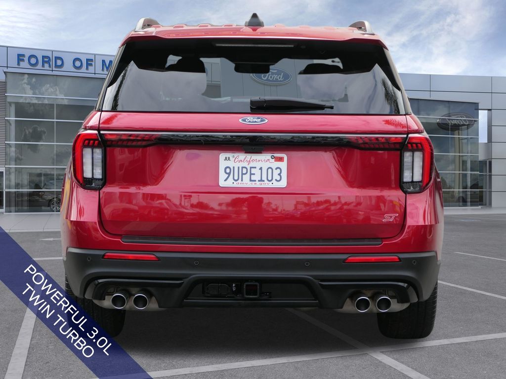 2025 Ford Explorer ST photo 5