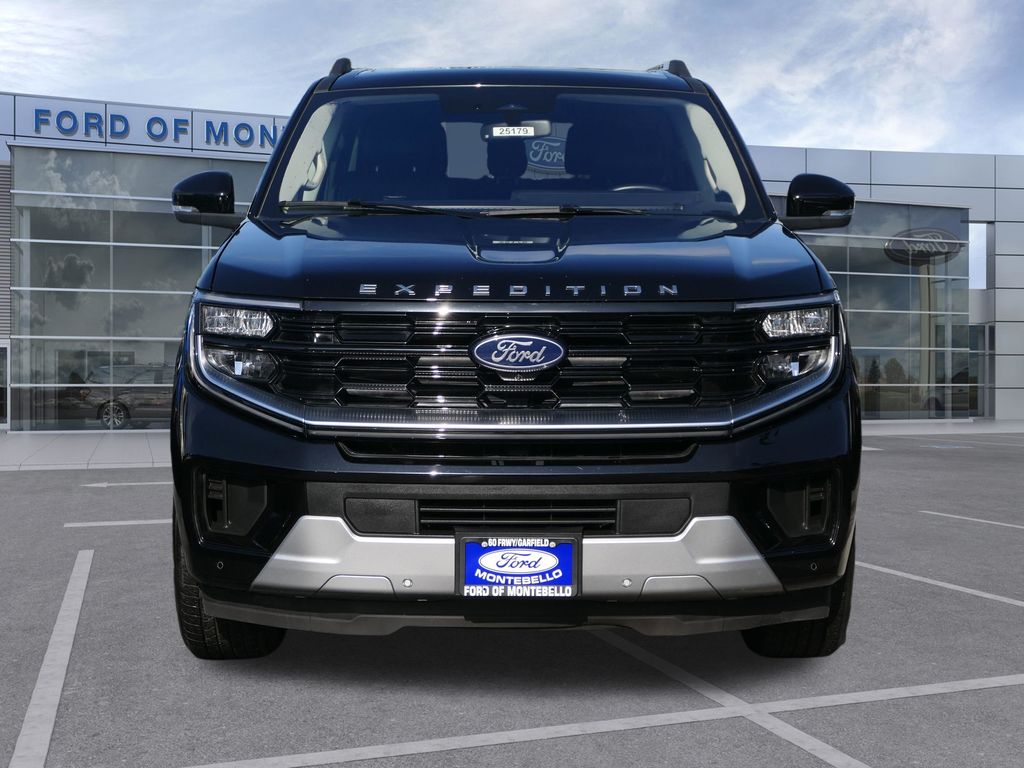2025 Ford Expedition Max Platinum photo 3